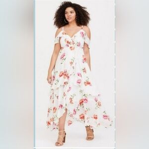 Beautiful Torrid high low floral dress 4